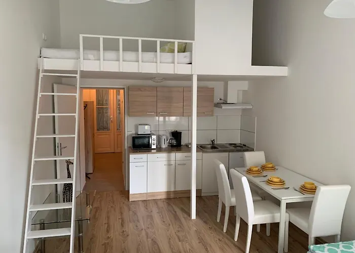 Raisa Lerchenfelder Guertel 30 דירה *