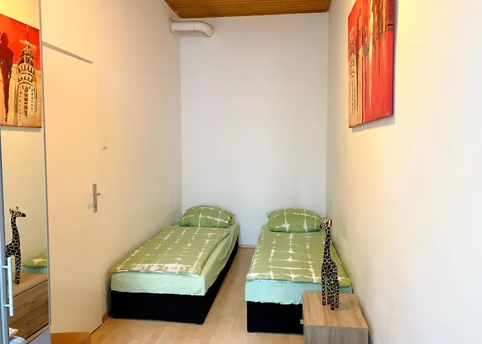 Raisa Lerchenfelder Guertel 30 וינה